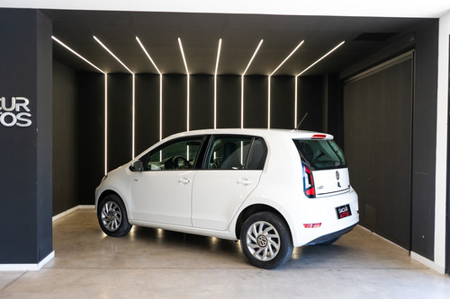 Volkswagen Up! 1.0 High Up! 75cv 5 p 2017