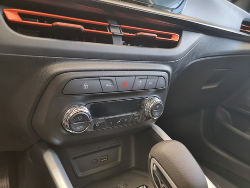 Chevrolet Onix plus 1.0 Turbo Premier At 2026