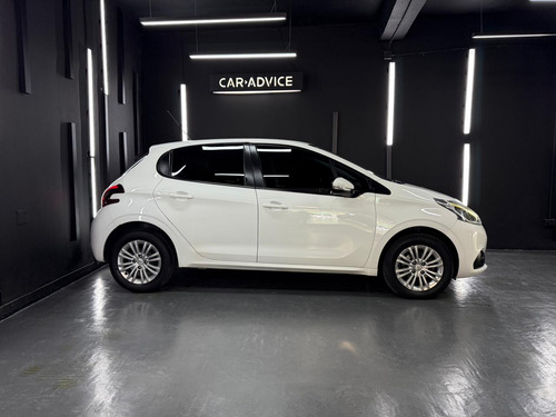 Peugeot 208 1.6 ALLURE NAV TIPTRONIC 5P L15 2017