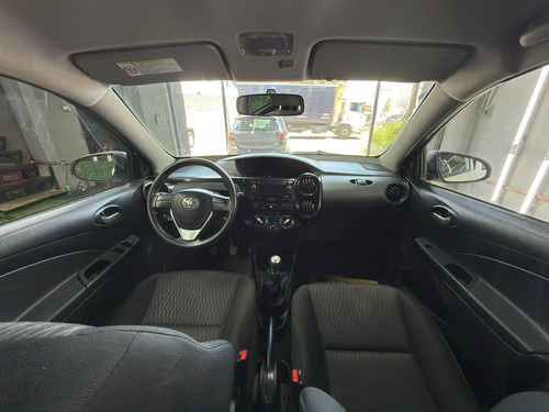 Toyota Etios 1.5 X 6mt My19 2023