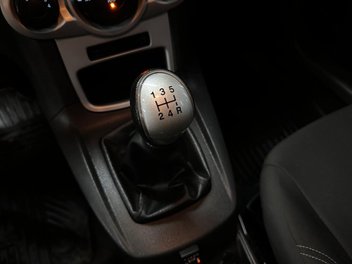 Ford Fiesta 1.6 SE KD 5P L14 2016