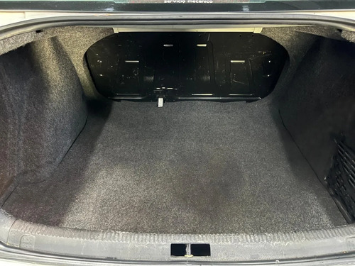 Volkswagen Bora 2.0 MPI TRENDLINE L07 2010