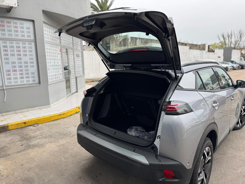 Peugeot 2008 1.0T Allure 2025