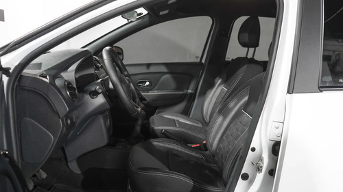 Renault Logan 1.6 16v Zen 2024