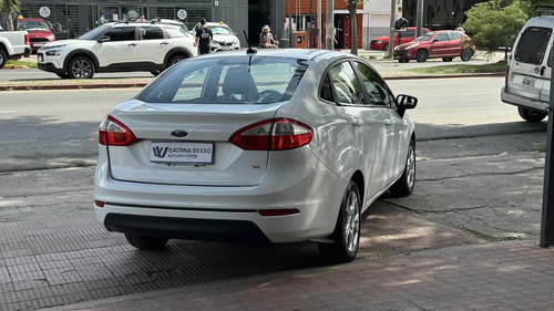Ford Fiesta Kinetic 1.6 S Plus 120cv 2014