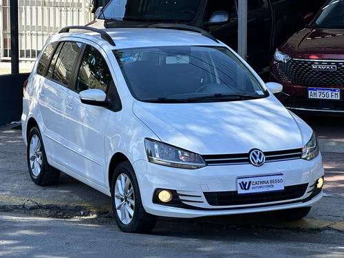 Volkswagen Suran 1.6 Comfortline 101cv 2015