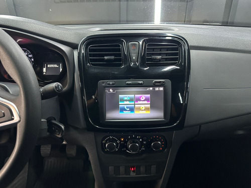 Renault Logan II 1.6 16V LIFE 2024