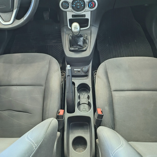 Ford Fiesta 1.6L Se 2014
