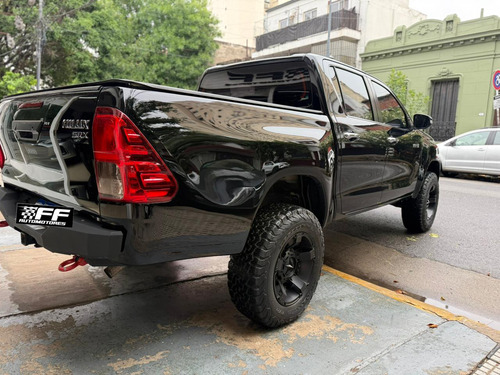 Toyota Hilux Pick-Up 2.8 Cd Srx 177cv 4x4 At 2016