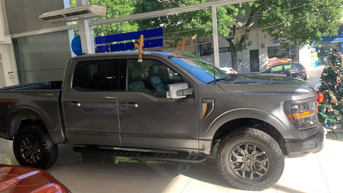 Ford F-150 5.0L V8 Tremor 4X4 At 2026