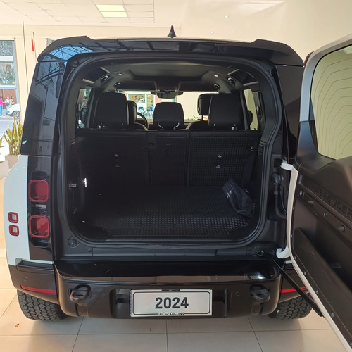 Land Rover Defender 2.0 110 P400E Hse X-Dynamic 2024