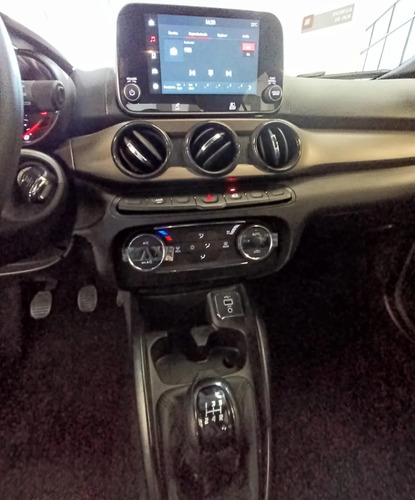 Fiat Cronos 1.3 pack plus manual 2026