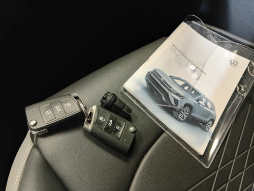 Volkswagen Taos 1.4 250 Tsi Comfortline At L/23 2023