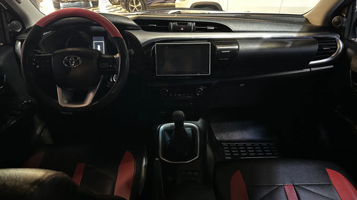 Toyota Hilux Pick-Up 2.8 Cd Srv 177cv 4x4 2016