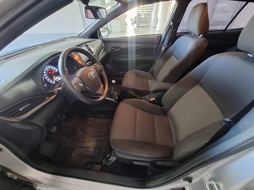 Toyota Yaris XS 1.5 6M/T 2023