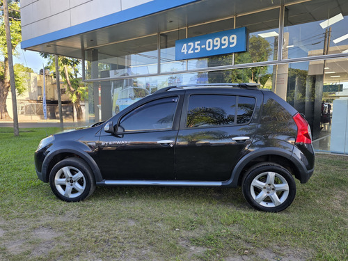Renault Sandero 1.6 Confort 2011
