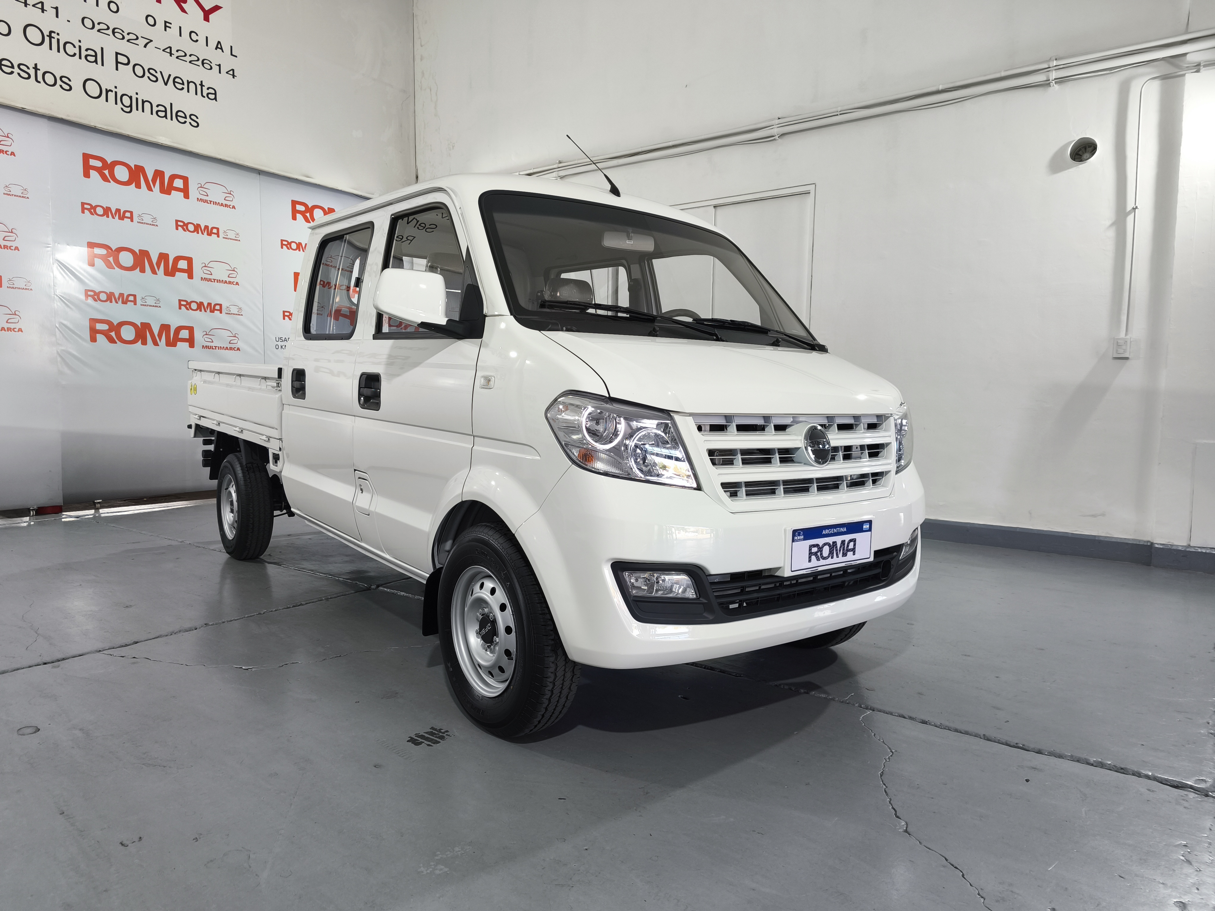 C32 MINI TRUCK CABINA DOBLE 2025