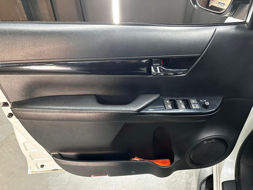 Toyota Hilux 2.8 TDI 4X2 DC SRX AT6 L16 2019