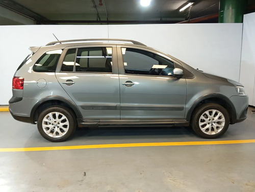 Volkswagen Suran 1.6 Highline L/15 2015