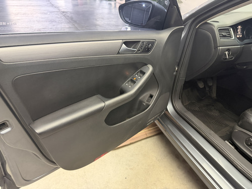 Volkswagen Vento 2.0 Sportline Tsi 200cv 2013