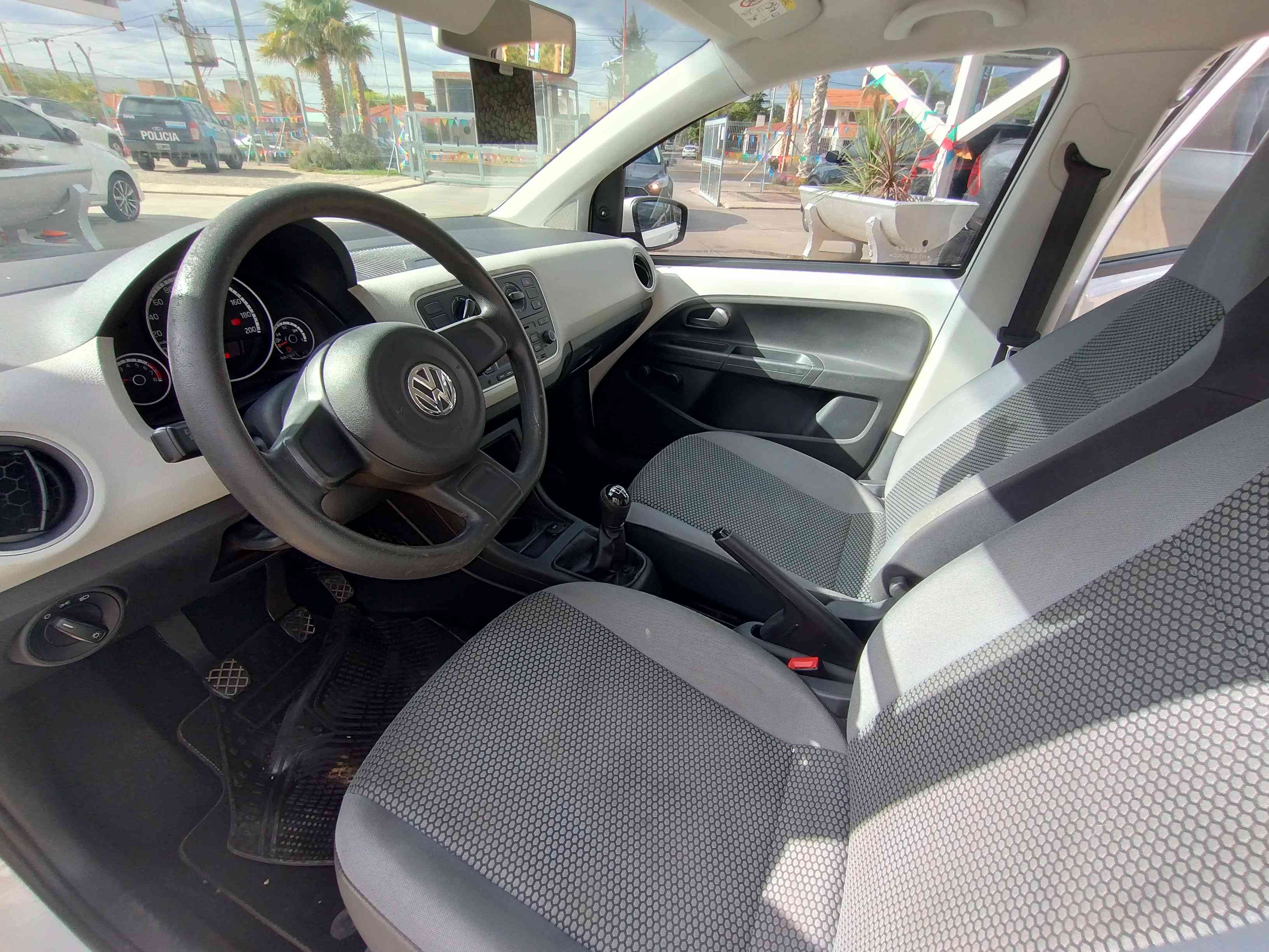 Volkswagen Up! 5 PTAS MOVE 2016