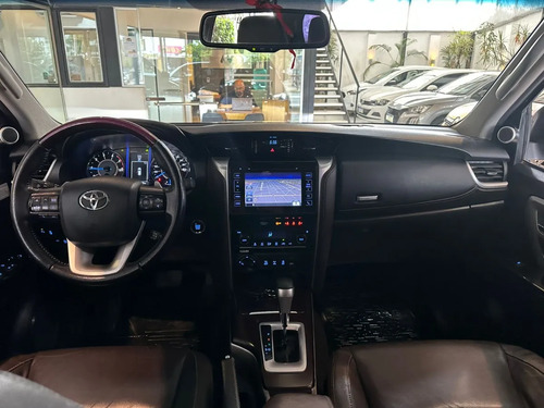 Toyota SW4 2.8 Srx 177cv 4x4 7as At 2017