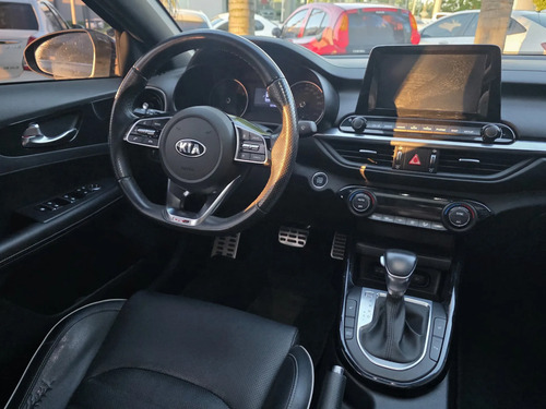 Kia Cerato 2.0 Sx At6 5 p 2021