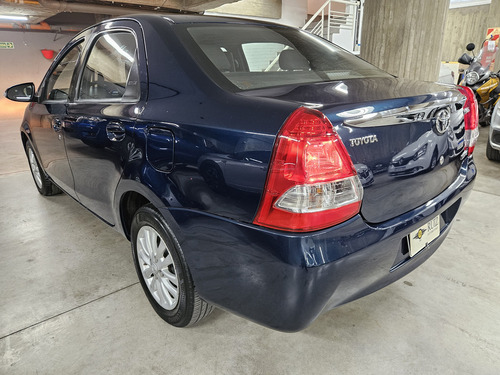Toyota Etios 1.5 Sedan Xls 2015