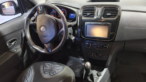 Renault Sandero Stepway 1.6 Privilege 105cv 2017