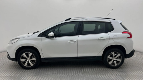 Peugeot 2008 1.6 Feline 2017