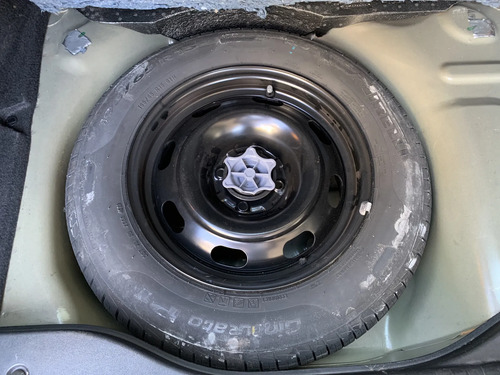 Peugeot 2008 1.6 Allure Tiptronic 2018