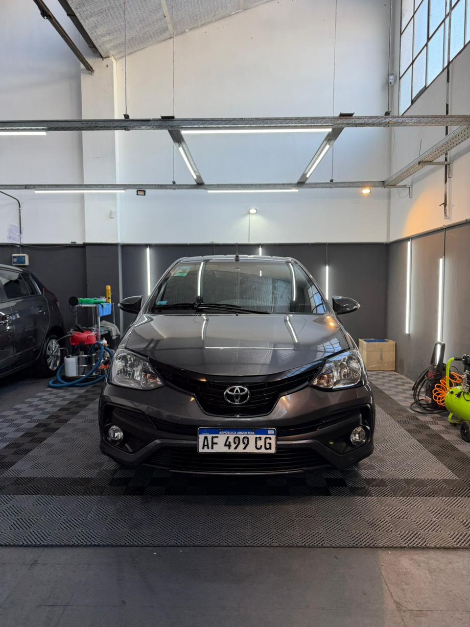 Toyota Etios Xls Pack 1.5 6mt 2022