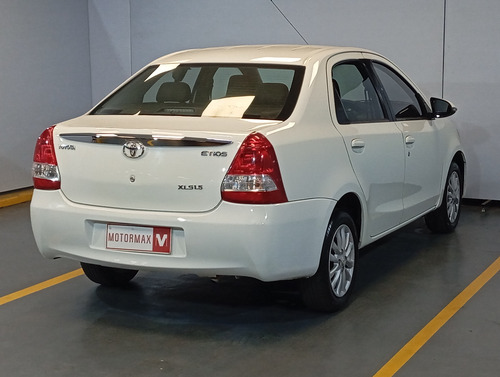 Toyota Etios 1.5 4 P Xls 2015