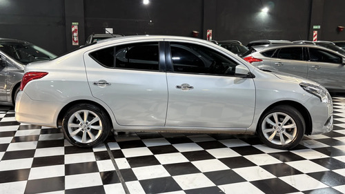 Nissan Versa 1.6 Advance Mt 2015
