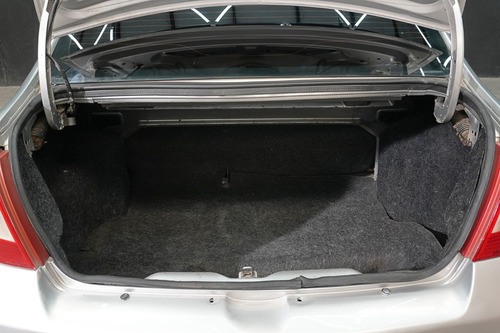 Renault Symbol 1.6 Connection 2010