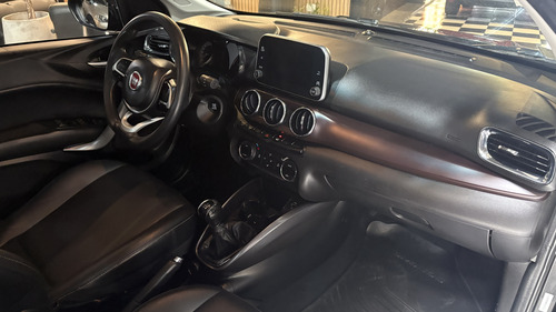 Fiat Cronos 1.8 16v Precision 2018