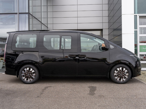 Hyundai Staria 2.2Td Ultimate 4Wd 2025