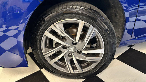 Peugeot 208 1.6 Allure Tiptronic 2022