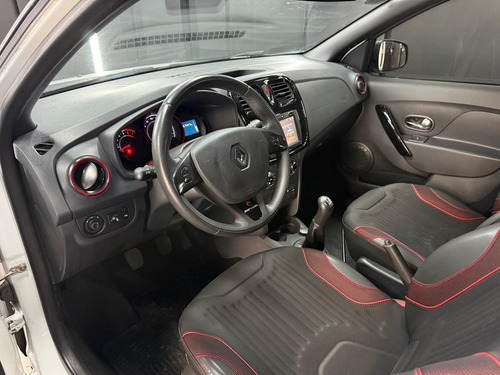 Renault Sandero Stepway 1.6 RIP CURL L16 2016