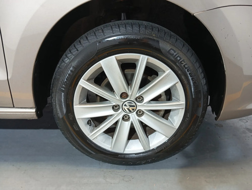 Volkswagen Polo 1.6 Comfortline L/16 2015