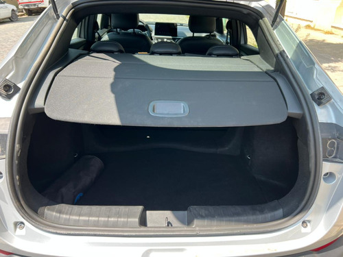 Fiat FASTBACK TURBO 270 AT 2024