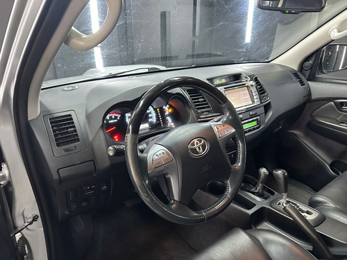 Toyota SW4 TDI SRV CUERO AT L12 2014