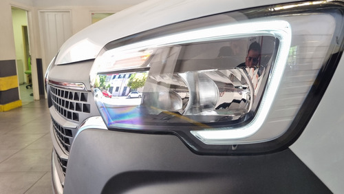 Renault Master 2.3 L1h1 2025