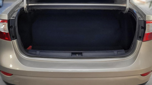 Renault Fluence 2.0 Dynamique 2013