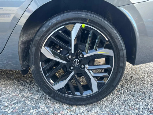 Nissan Versa 1.6 Exclusive Cvt 2026