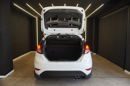 Ford Fiesta Kinetic 1.6 Se 120cv 2015