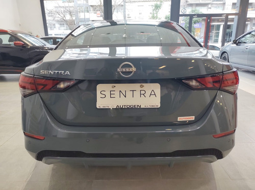 Nissan Sentra 2.0 Exclusive Cvt 2025