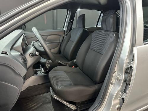 Renault Logan II 1.6 16V LIFE 2024