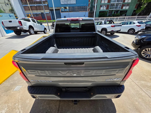 Chevrolet Silverado 5.3 V8 High Country 2026