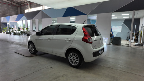 Fiat Palio 1.6 Essence 115cv 2016